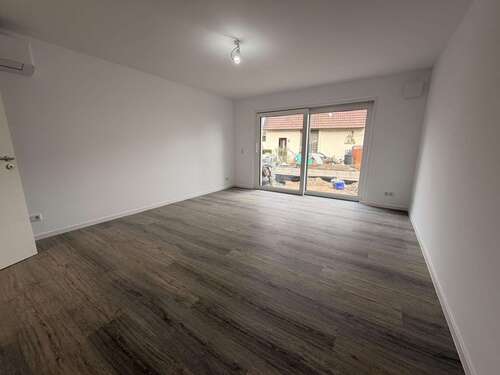 Foto - Haus zum Mieten in Römerberg 1.600,00 € 80 m²