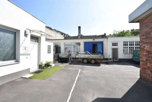 Foto - Halle in Düsseldorf 995,00 € 161 m²