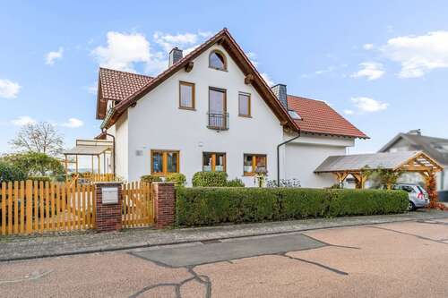 Foto - Haus zum Kaufen in Hünfelden 560.000,00 € 263 m²