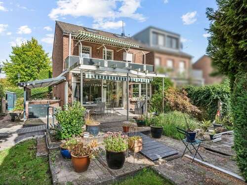Foto - Haus zum Kaufen in Mönchengladbach 330.000,00 € 110.56 m²