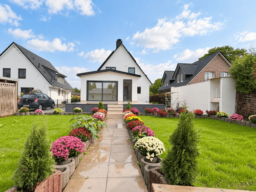 Foto - Haus zum Kaufen in Ellerbek 849.000,00 € 177 m²