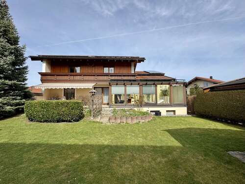 Foto - Haus zum Kaufen in Mietenkam 1.250.000,00 € 259 m²