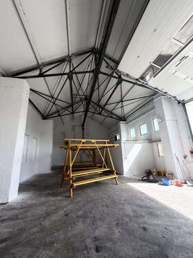 Foto - Halle in Salzatal 999,00 € 160 m²