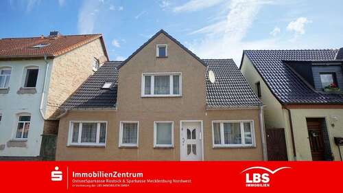Foto - Haus zum Kaufen in Warin 215.000,00 € 147 m²