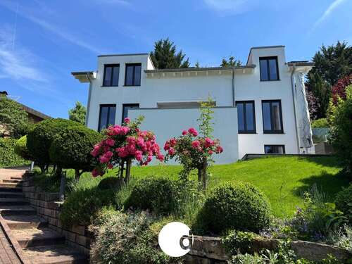 Foto - Haus zum Kaufen in Esslingen am Neckar 1.950.000,00 € 252 m²