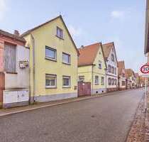 Haus zum Kaufen in Heuchelheim-Klingen 295.000,00 € 235 m²