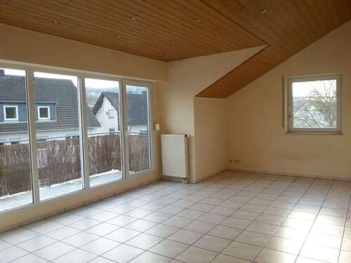 Foto - Wohnung zum Mieten in Heimersheim 910,00 € 103 m²
