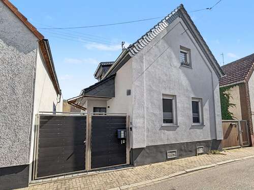 Foto - Haus zum Kaufen in Ludwigshafen 349.000,00 € 83 m²