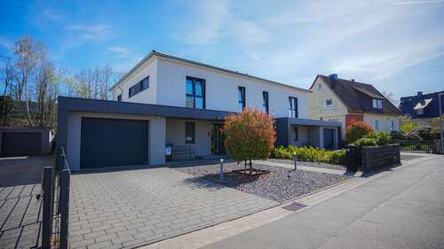 Foto - Haus zum Kaufen in Langenhagen 685.000,00 € 133 m²