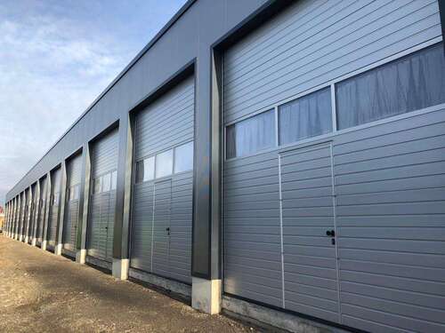 Foto - Halle in Aiterhofen 325,00 € - 325,00&nbsp;EUR Kaltmiete,