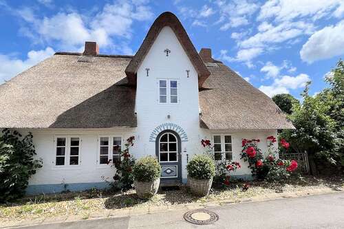 Foto - Haus zum Kaufen in Oevenum (auf Föhr) 895.000,00 € 125 m²