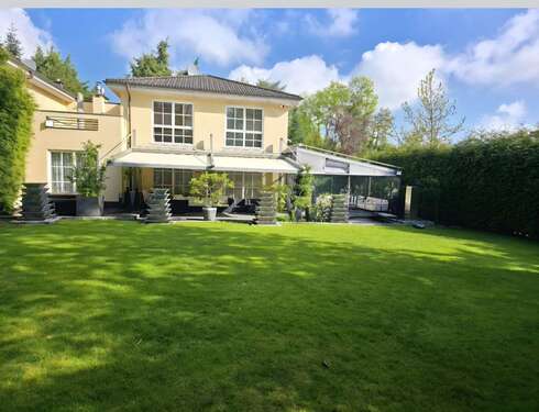 Foto - Haus zum Kaufen in Köln 2.500.000,00 € 202 m²