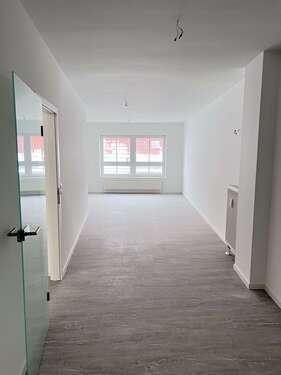 Foto - Wohnung zum Mieten in Hohenstein-Ernstthal 410,00 € 68 m²