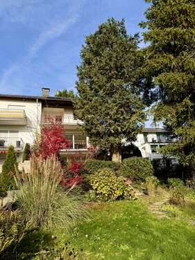 Foto - Haus zum Kaufen in Niedernhausen 684.000,00 € 192 m²