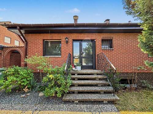 Foto - Haus zum Kaufen in Helmstedt 273.000,00 € 107 m²