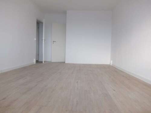 Foto - Wohnung zum Mieten in Chemnitz 245,00 € 49.18 m²