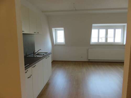 Foto - Wohnung zum Mieten in Plauen 210,00 € 28 m²