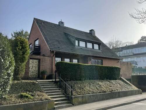 Foto - Haus zum Kaufen in Wülfrath 615.000,00 € 200 m²
