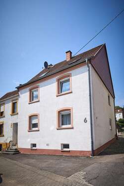 Foto - Haus zum Kaufen in Saarbrücken 250.000,00 € 150 m²