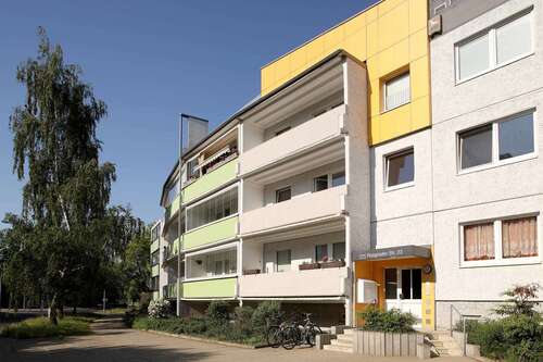 Foto - Wohnung zum Mieten in Neubrandenburg 324,00 € 70.39 m²