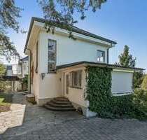 Haus zum Kaufen in Grenzach-Wyhlen 1.250.000,00 € 177.75 m²