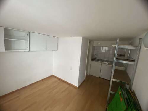 Foto - Halle in Köln 275,00 € 18 m² - 275,00&nbsp;EUR Kaltmiete, ca.&nbsp; 18,00&nbsp;m&sup2;