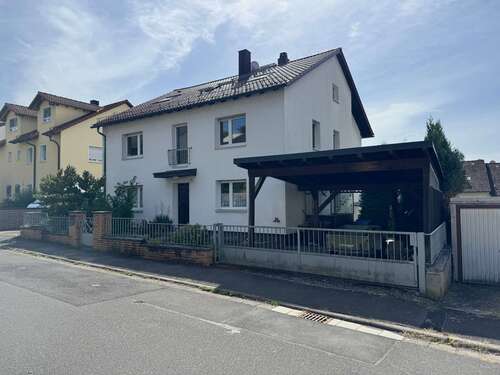 Foto - Haus zum Kaufen in Goldbach 495.000,00 € 192 m²