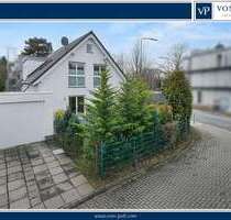 Haus zum Kaufen in Düsseldorf Unterrath 1.298.000,00 € 143 m² - Düsseldorf / Unterrath