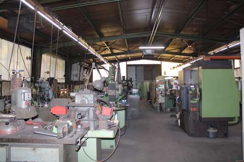 Foto - Halle in Hannover 1.382,40 € 172.8 m²