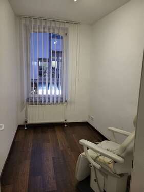 Foto - Büro in Hilden 350,00 € 7.5 m² - 350,00&nbsp;EUR Kaltmiete, ca.&nbsp; 7,50&nbsp;m&sup2;