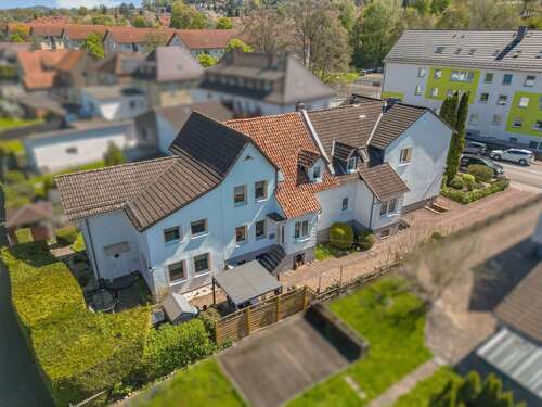 Foto - Haus zum Kaufen in Hameln 460.000,00 € 346.6 m²