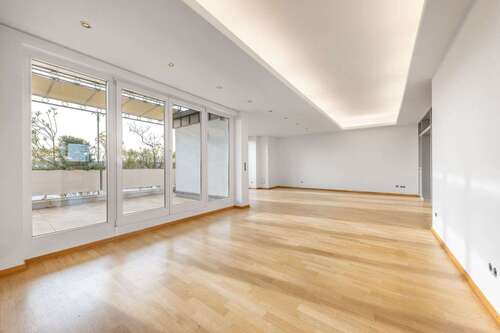 Foto - Wohnung zum Kaufen in Düsseldorf 898.000,00 € 135 m²