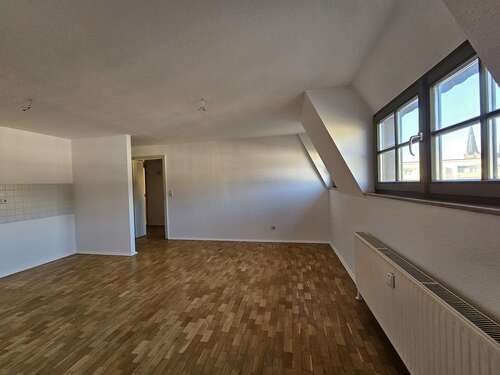 Foto - Wohnung zum Mieten in Zwickau 317,00 € 52.12 m²