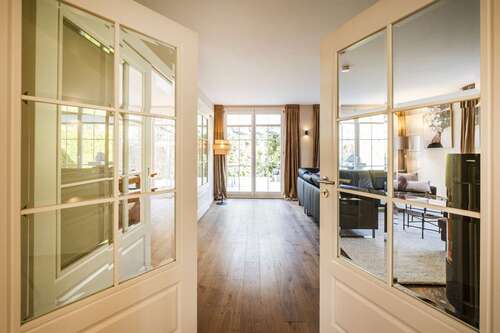 Foto - Haus zum Kaufen in Hamburg Lemsahl-Mellingstedt 1.245.000,00 € 202 m²