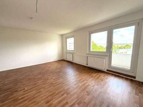 Foto - Wohnung zum Mieten in Plauen 348,00 € 69.3 m²