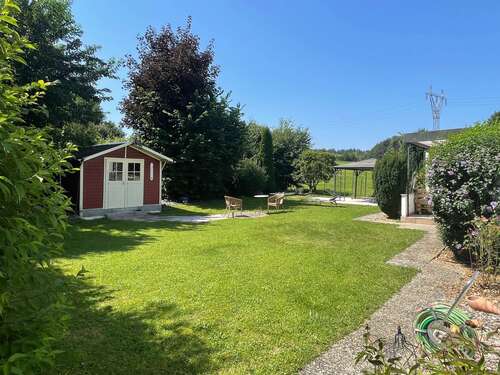 Foto - Haus zum Kaufen in Adelsried 549.000,00 € 172 m²