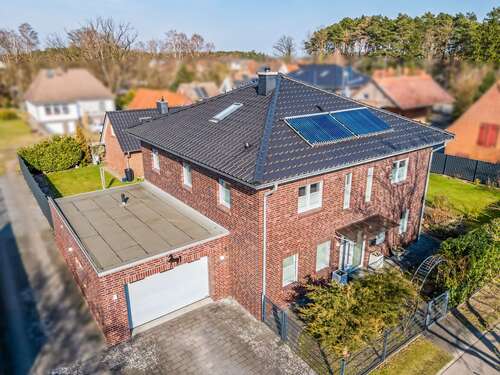 Foto - Haus zum Kaufen in Winsen (Aller) 535.000,00 € 200 m²