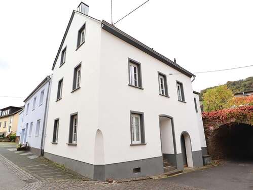Foto - Haus zum Kaufen in Bruttig-Fankel 265.000,00 € 158 m²