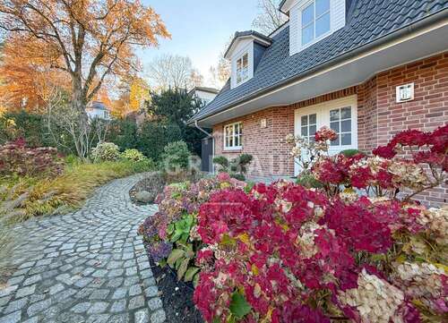 Foto - Haus zum Kaufen in Hamburg Blankenese 2.475.000,00 € 208 m²