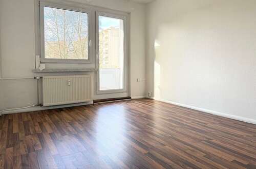 Foto - Wohnung zum Mieten in Plauen 281,50 € 56.3 m²