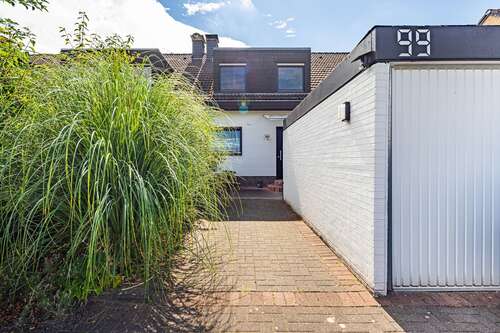 Foto - Haus zum Mieten in Neuss 1.790,00 € 144.73 m²