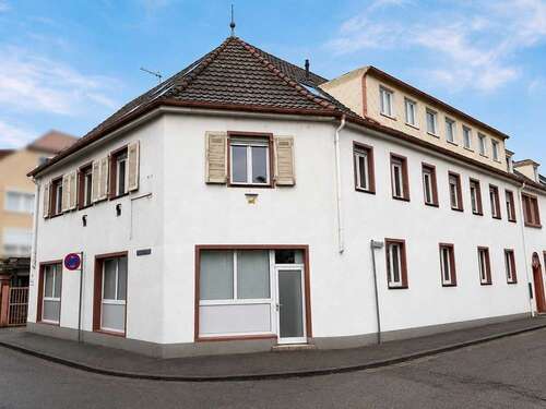 Foto - Haus zum Kaufen in Neustadt 747.000,00 € 424 m²