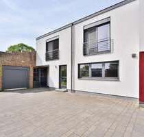 Haus zum Kaufen in Krefeld 749.000,00 € 248.63 m²
