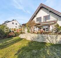 Haus zum Mieten in Kronberg im Taunus 2.500,00 € 153 m²