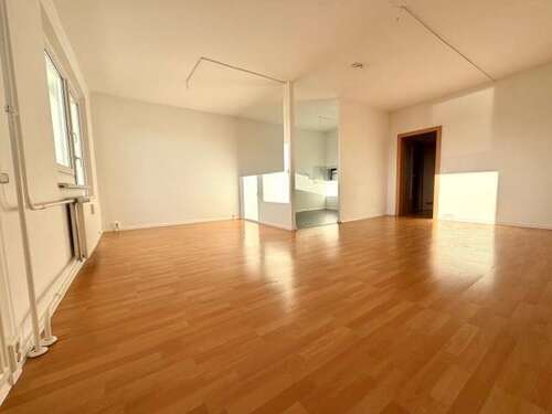 Foto - Wohnung zum Mieten in Plauen 626,50 € 125.3 m²