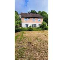 Haus zum Kaufen in Strotzbüsch Eifel 115.000,00 € 120 m²