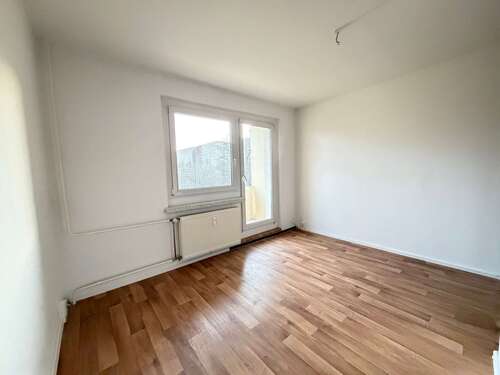 Foto - Wohnung zum Mieten in Plauen 346,50 € 69.3 m²