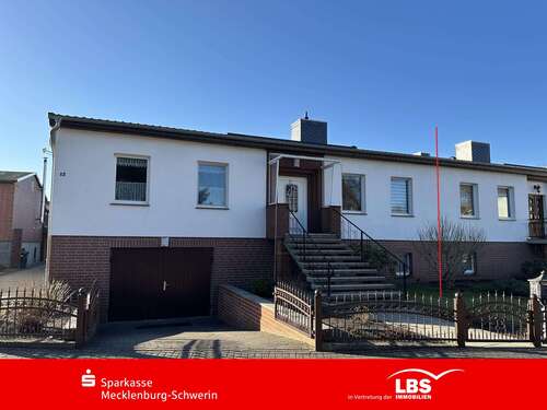 Foto - Haus zum Kaufen in Lübtheen 165.000,00 € 104 m²