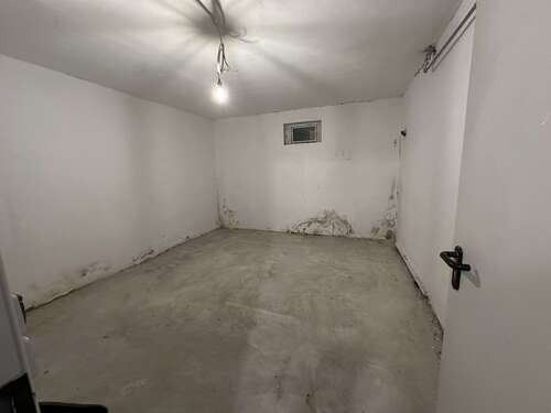 Foto - Halle in Berlin 165,00 € 17.21 m²