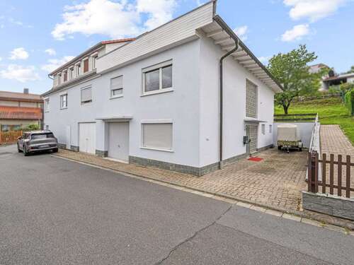 Foto - Haus zum Kaufen in Lützelbach 350.000,00 € 240 m²